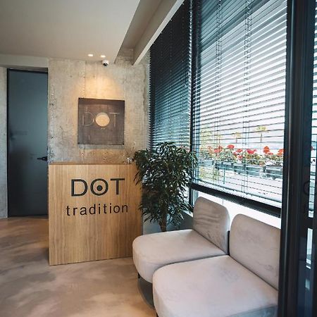 Dot Tradition Vlorë Екстериор снимка