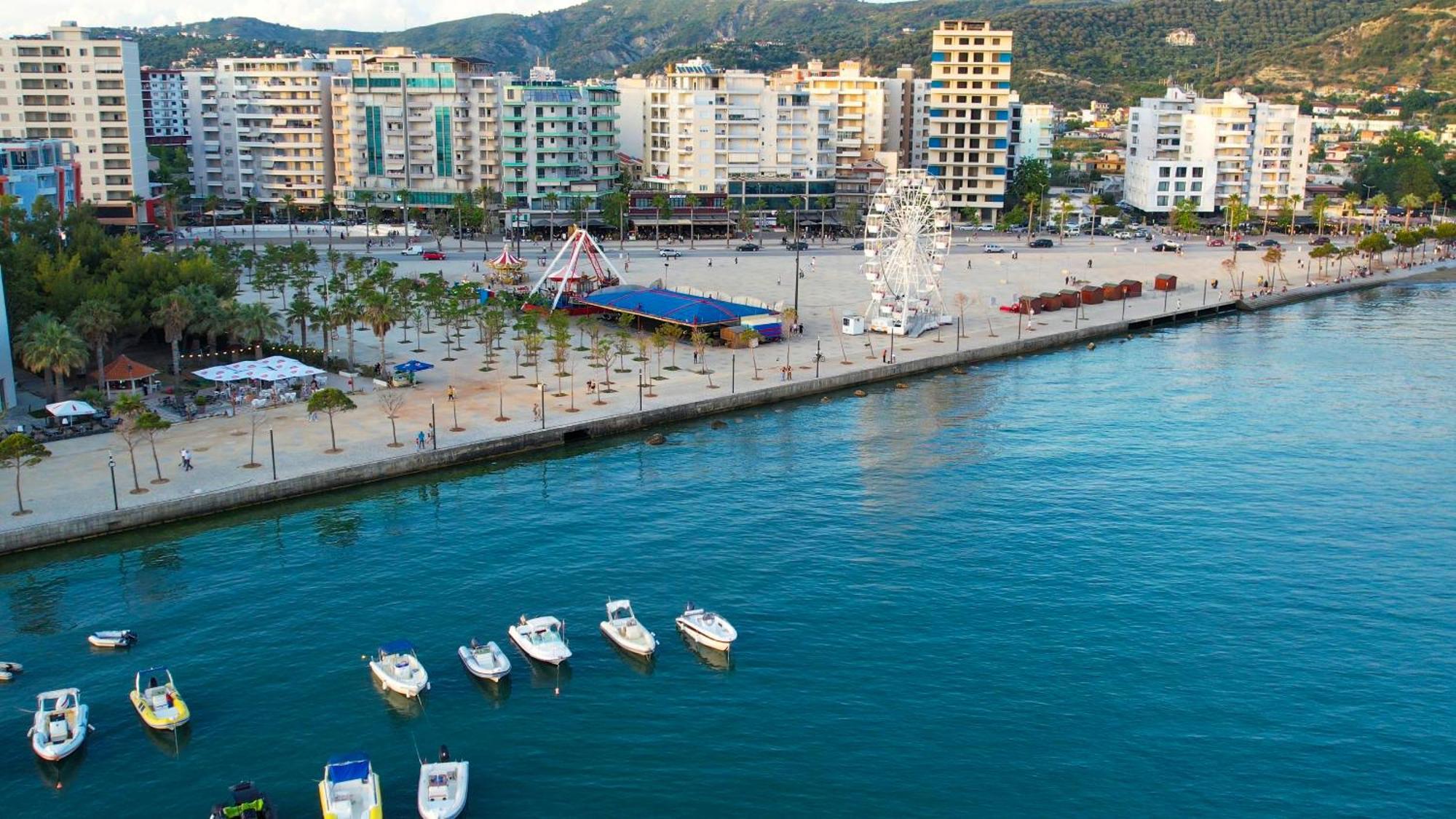 Dot Tradition Vlorë Екстериор снимка